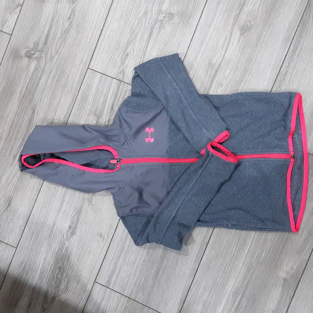 Girls under armour jacket
